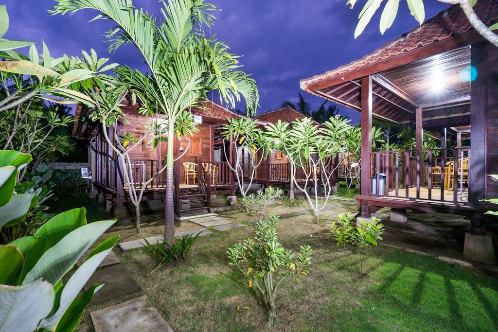 Lembongan Bagus Villa Exteriör bild